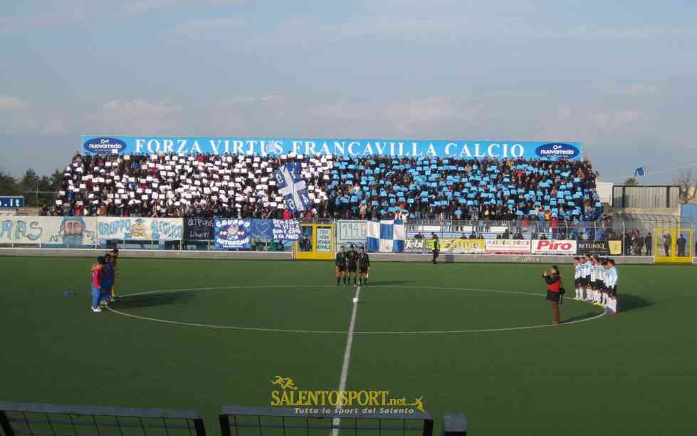 Tifosi Virtus Francavilla Calcio - Minuto di silenzio