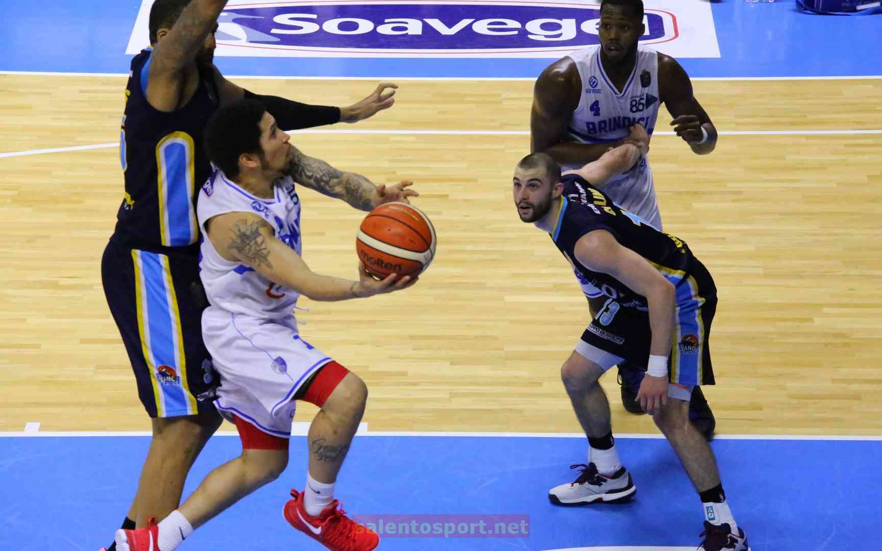 Nic Moore in azione