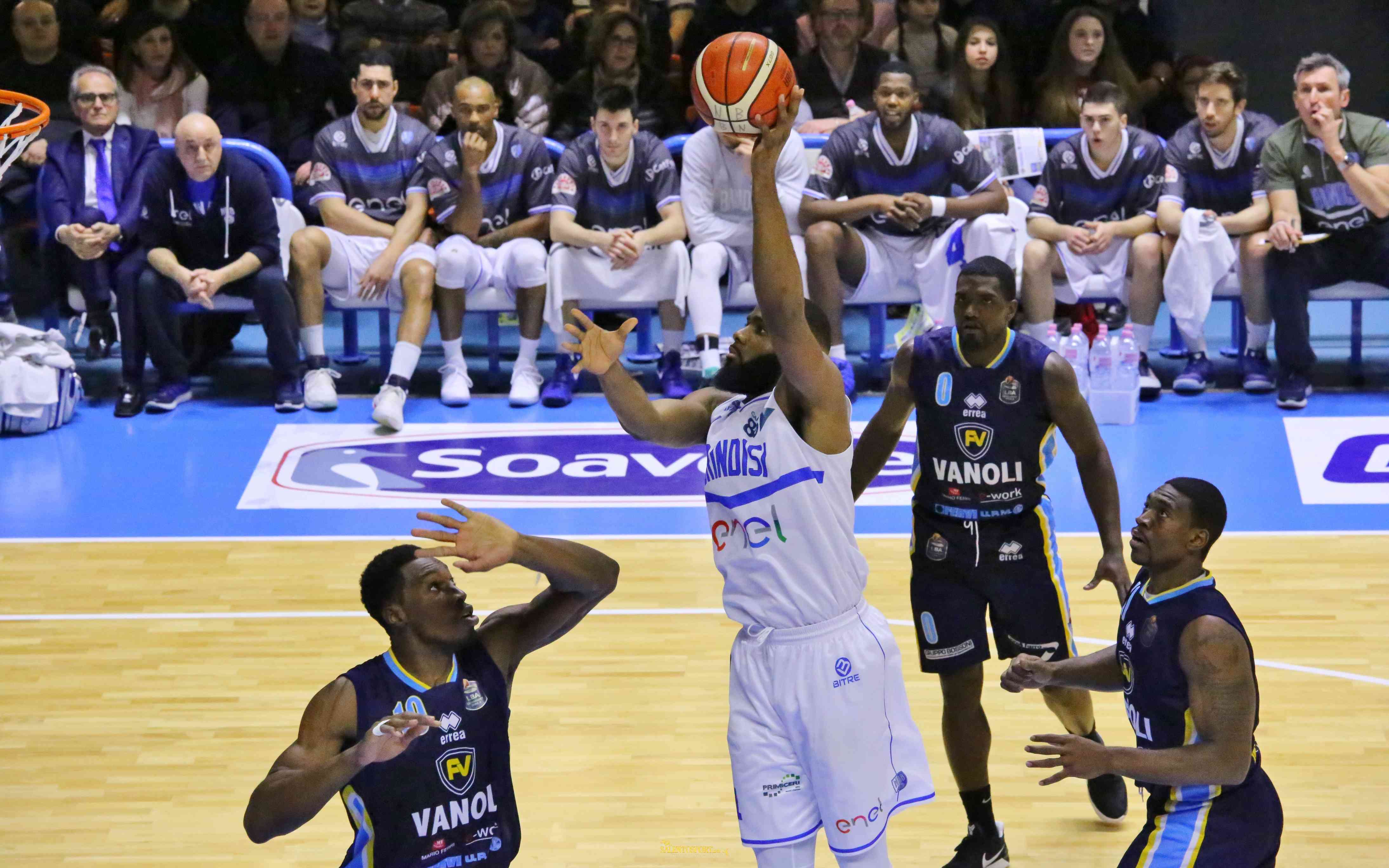 agbalese-enel-basket-brindisi-ss-giannuzzi