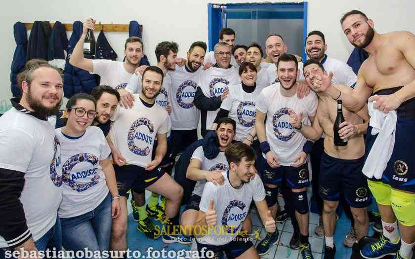 alliste-volley-festa-spogliatoio-promozione-180317-foto-basurto-sebastiano