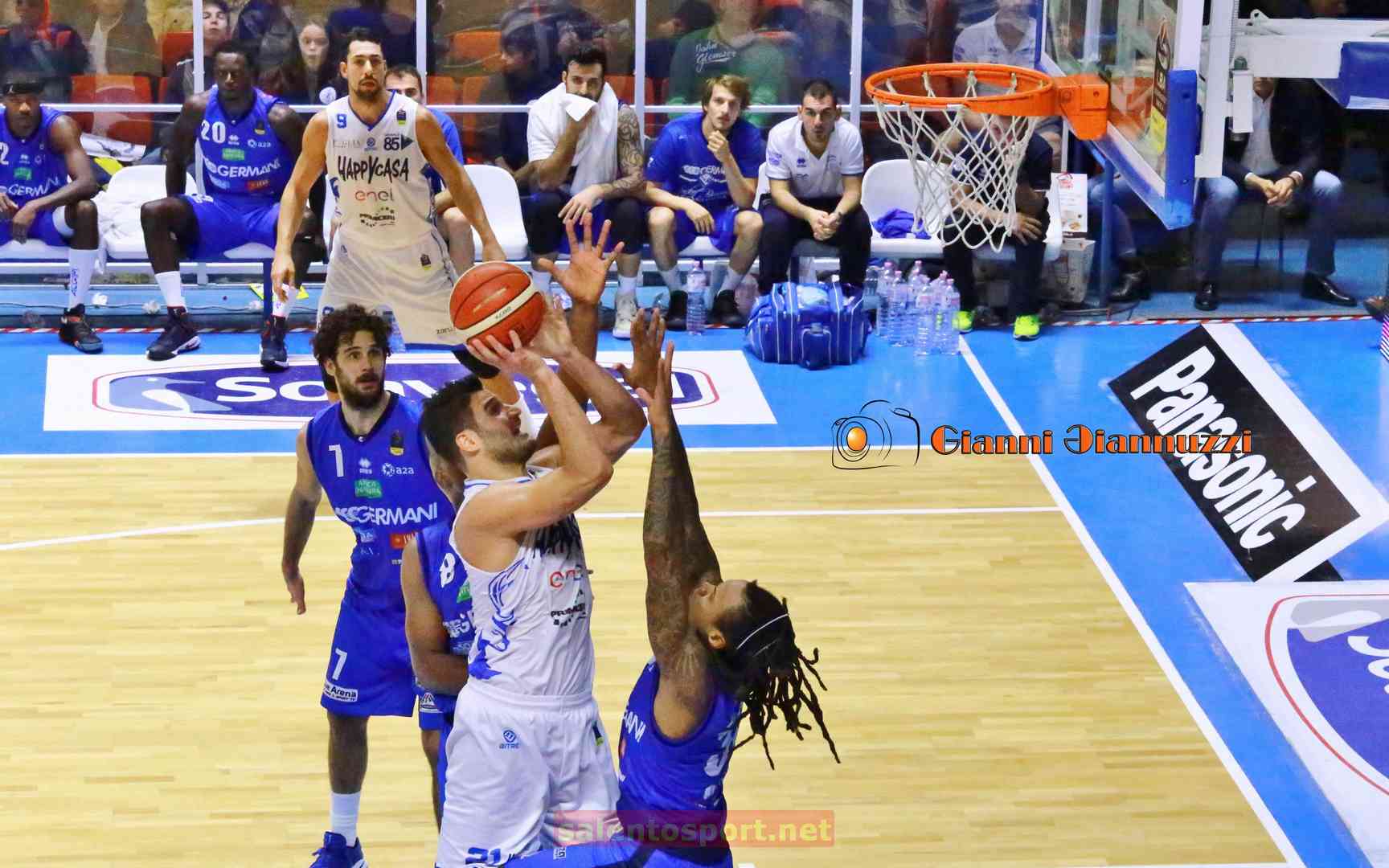 giuri-brindisi-giannuzzi