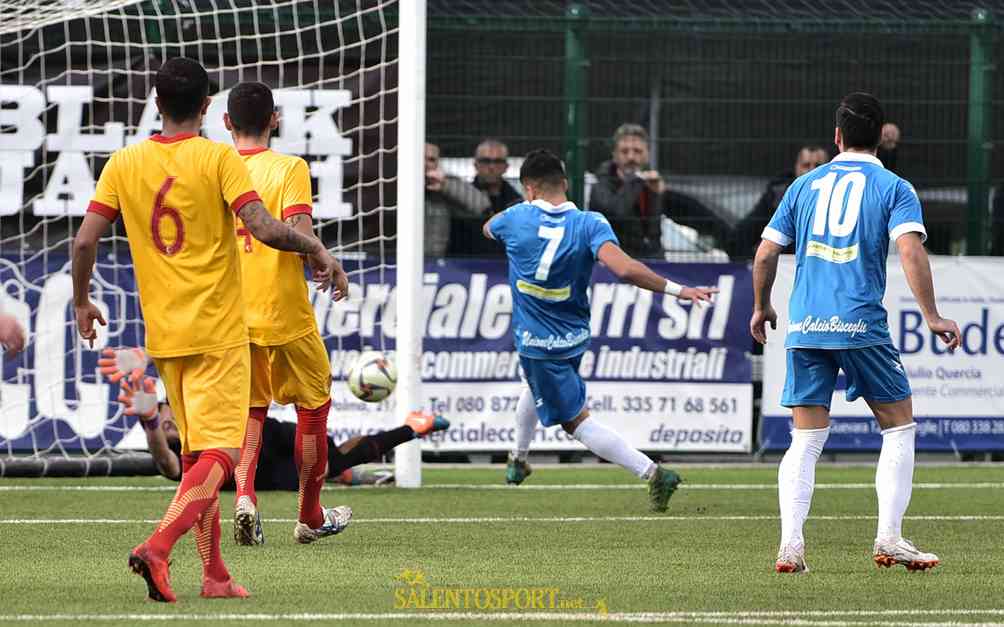 gol-de-mango-mauro uc bisceglie gallipoli 2 1 251118 ss coribello