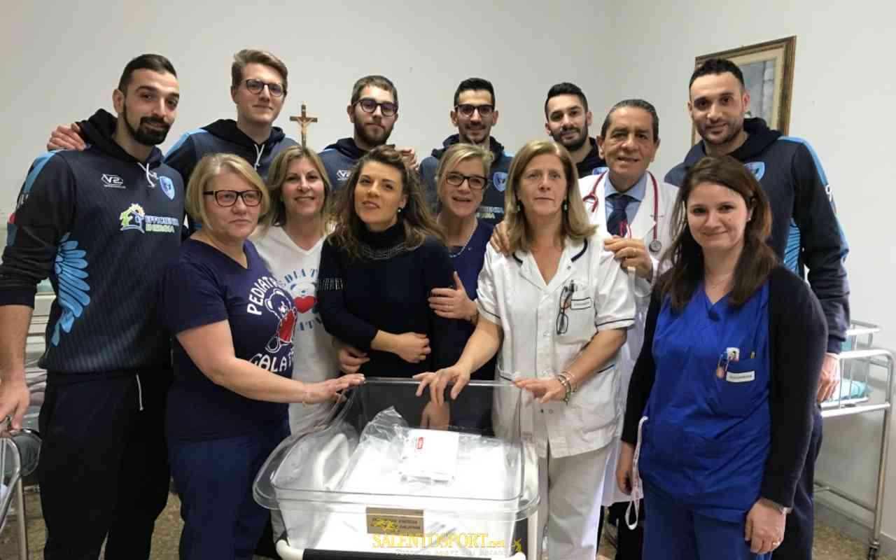 olimpia-sbv-galatina-dono-culla-ospedale feb 19