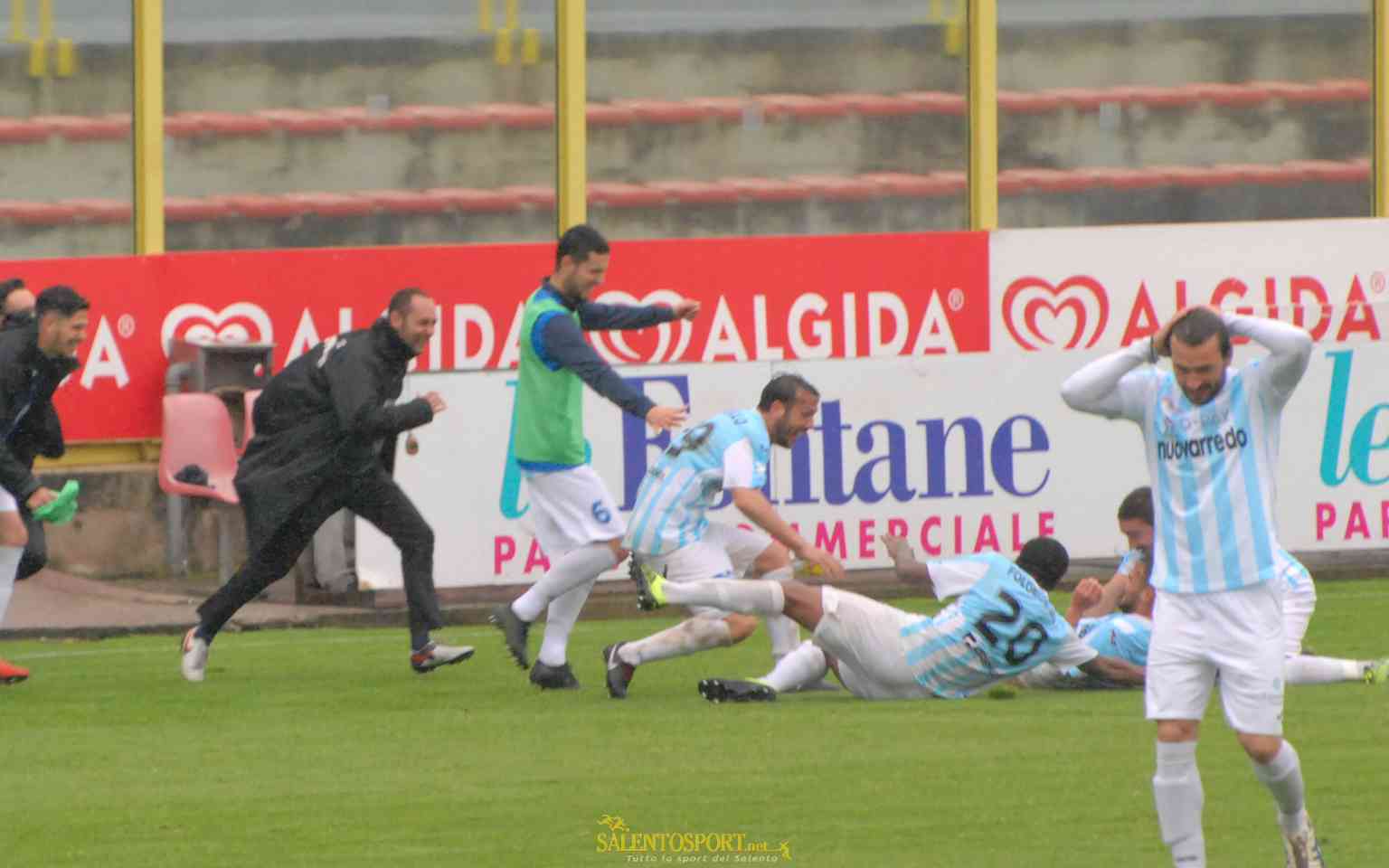 virtus-francavilla-esulta-catanzaro ph g di campi