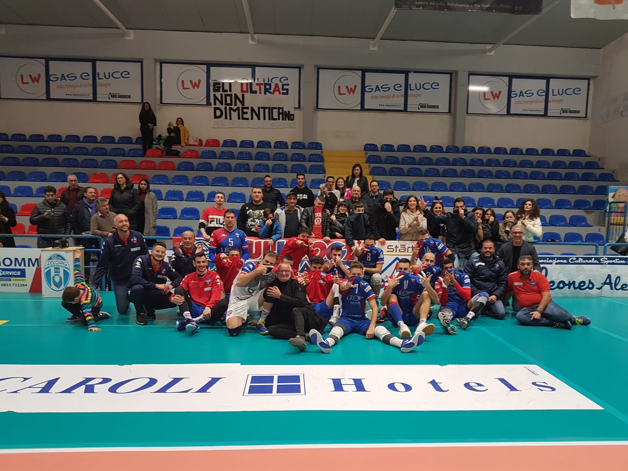 leo-shoes-casarano-volley-151219