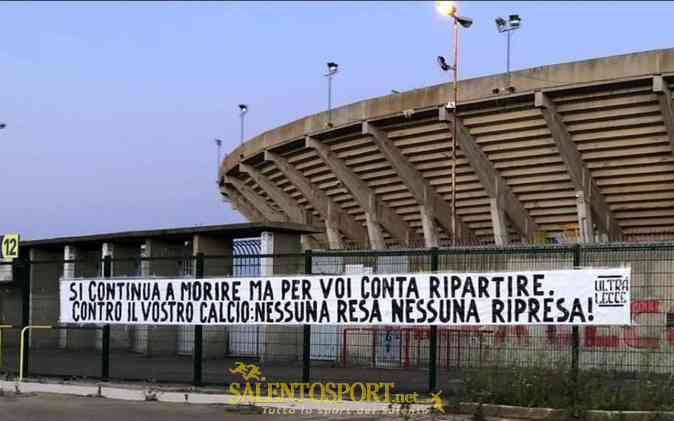 lecce-curva-nord-vs-ripresa-campionato-070520-leccesette