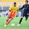 LECCE – Difesa da brividi ma Cheddira è da urlo e Stulic al 96′ fa esplodere la bolgia: le pagelle